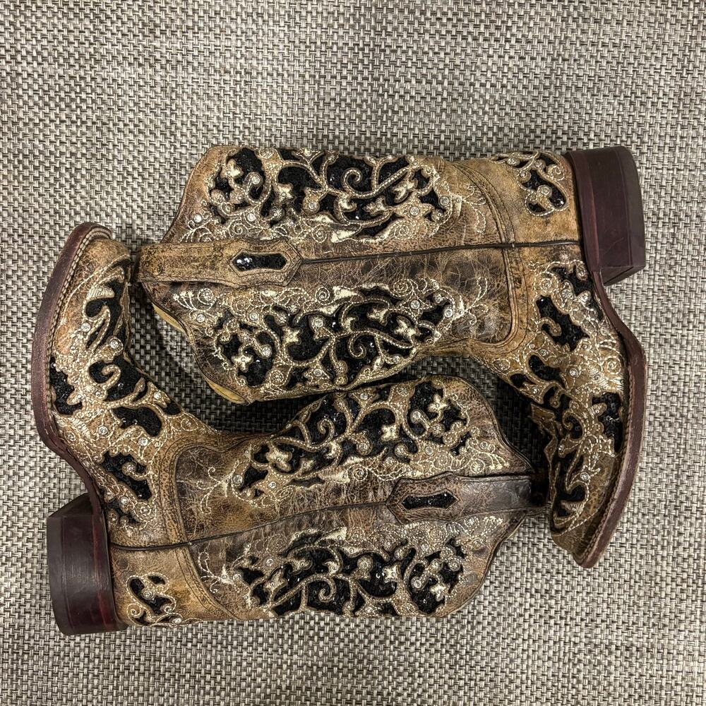 Corral Women’s Black and Tan Glitter Boots